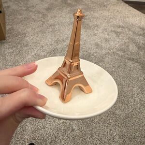 Rose Gold Eiffel Tower Ring Holder